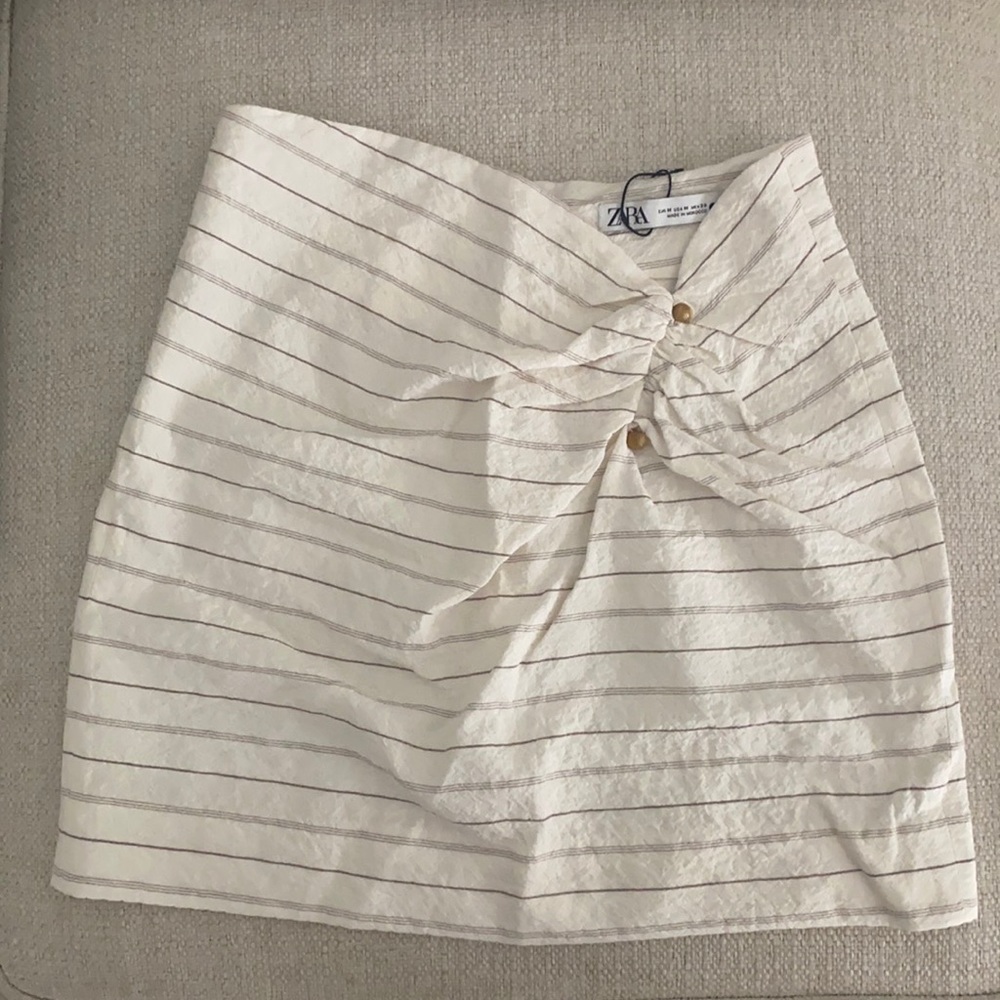 ✨ NWT ✨ Zara DRAPED TEXTURED SKIRT